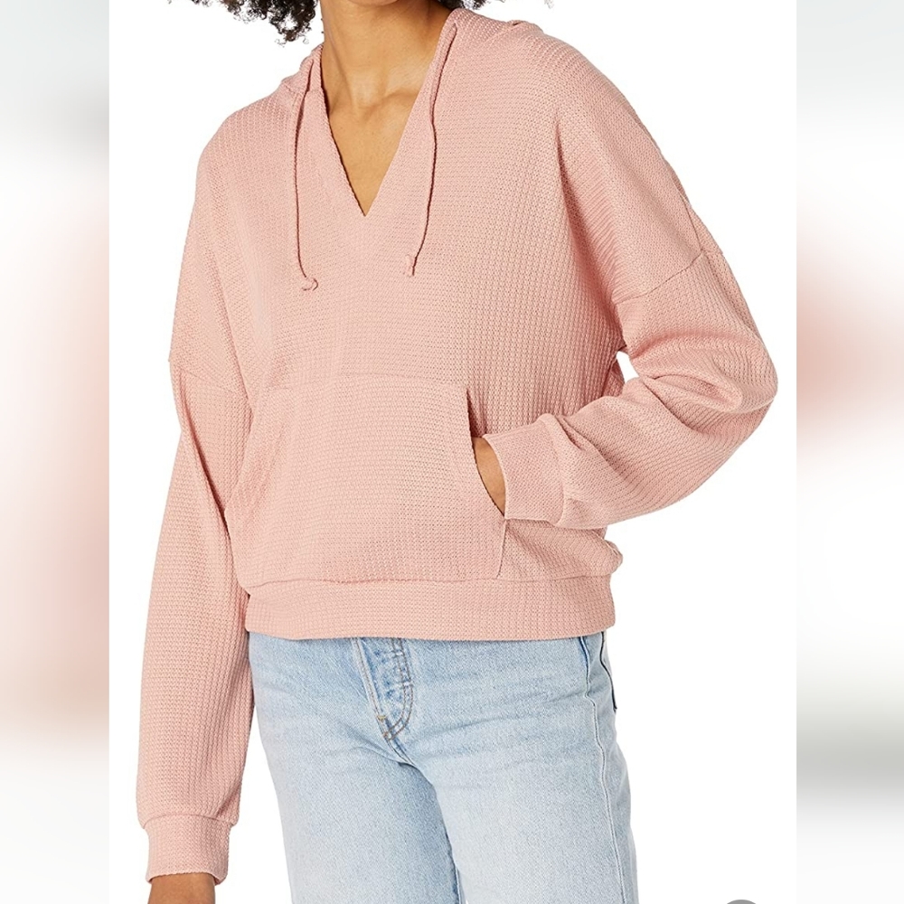 NWT - BCBGeneration Lightweight Relaxed Fit V Neck Hoodie w front pocket